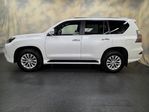 2022 Lexus GX 460 Base