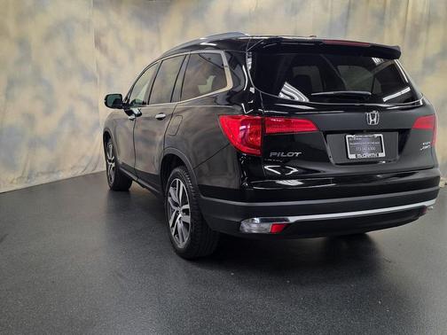 2017 Honda Pilot Elite