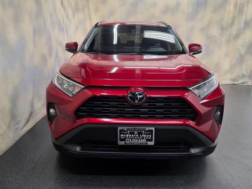2020 Toyota RAV4 XLE