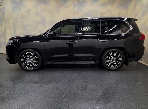 2019 Lexus LX 570 Base