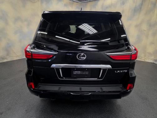 2019 Lexus LX 570 Base