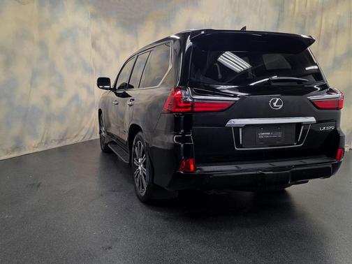 2019 Lexus LX 570 Base