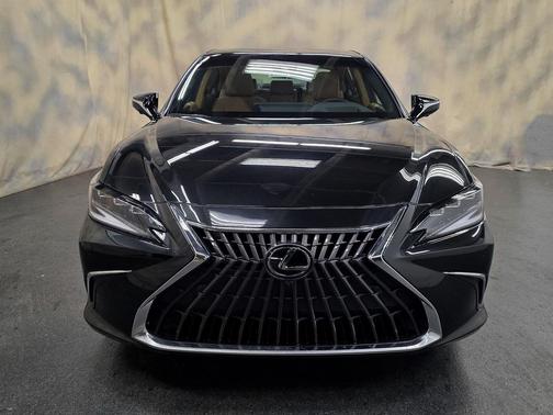 2025 Lexus ES 350 Ultra Luxury
