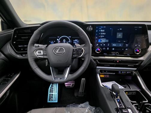 2025 Lexus TX 500h F SPORT Premium