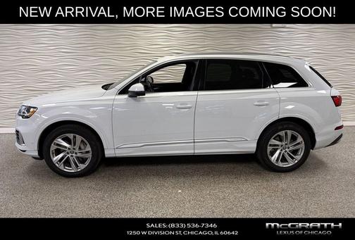 Glacier White Metallic 2021 Audi Q7 55 Premium Plus