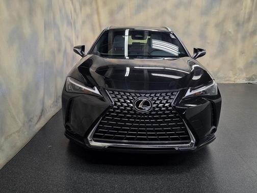 2025 Lexus UX 300h Premium