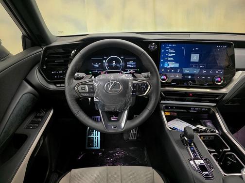 2025 Lexus TX 500h F SPORT Premium