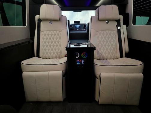 2021 Mercedes-Benz Sprinter 2500 170 WB High Roof Extended Cargo