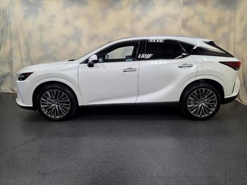 2024 Lexus RX 450h+ Luxury