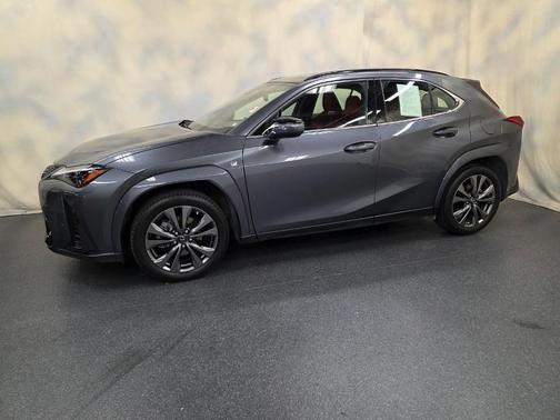 2023 Lexus UX 250h F SPORT Handling