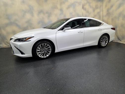 2023 Lexus ES 350 Luxury