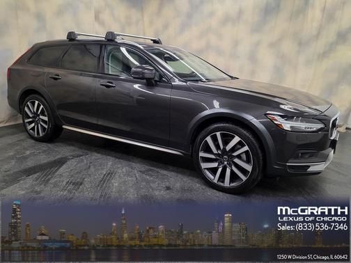 2021 Volvo V90 Cross Country T6