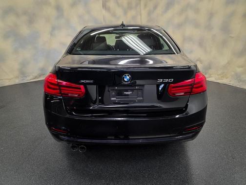 2018 BMW 330 xDrive