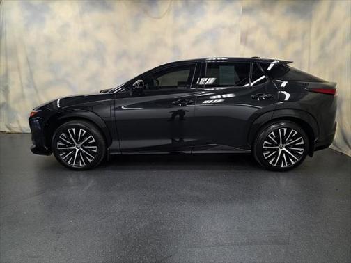 2023 Lexus RZ 450e Premium