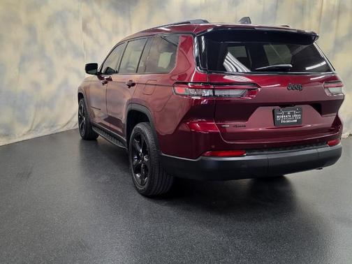 2022 Jeep Grand Cherokee L Laredo