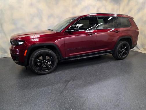 2022 Jeep Grand Cherokee L Laredo