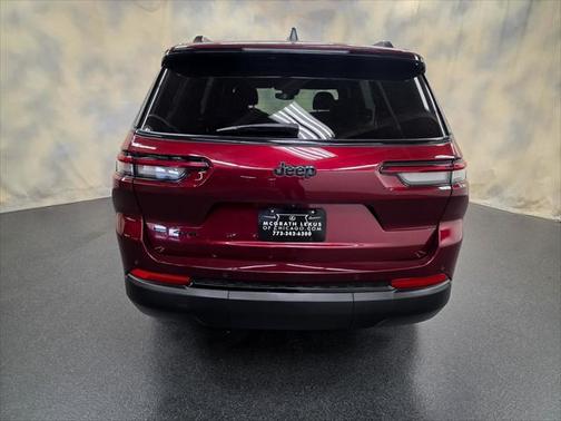 2022 Jeep Grand Cherokee L Laredo