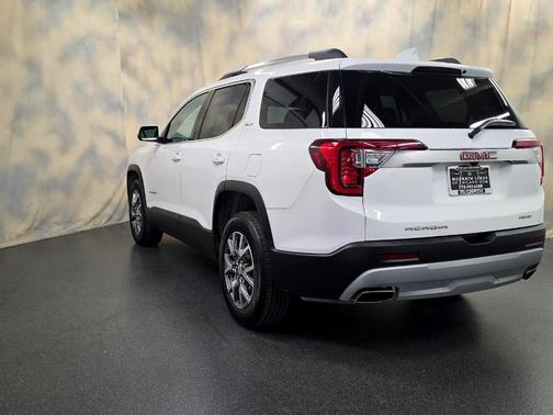 2021 GMC Acadia SLT