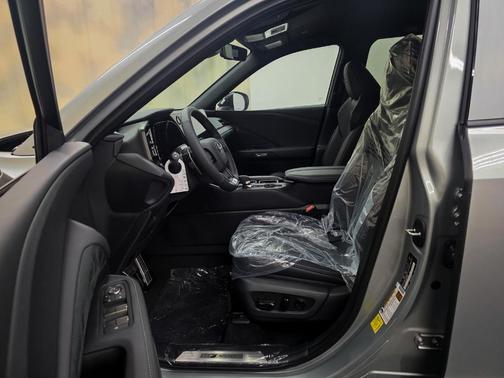 2025 Lexus TX 500h F SPORT Premium