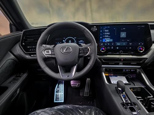 2025 Lexus TX 500h F SPORT Premium