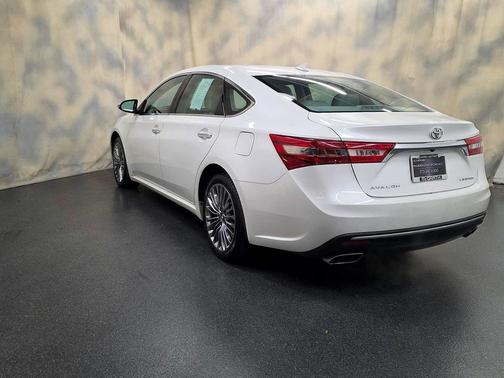 2016 Toyota Avalon Limited