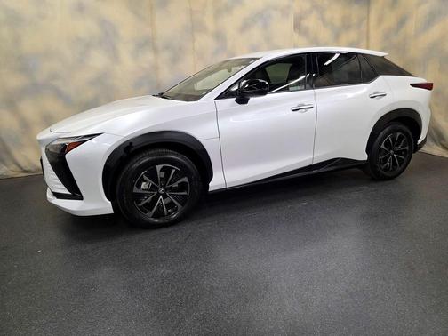 Oxygen White 2026 Lexus RZ 350e 350e