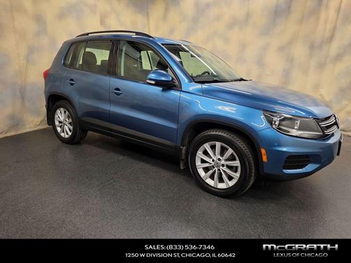 Pacific Blue Metallic 2018 Volkswagen Tiguan Limited 2.0T 4MOTION