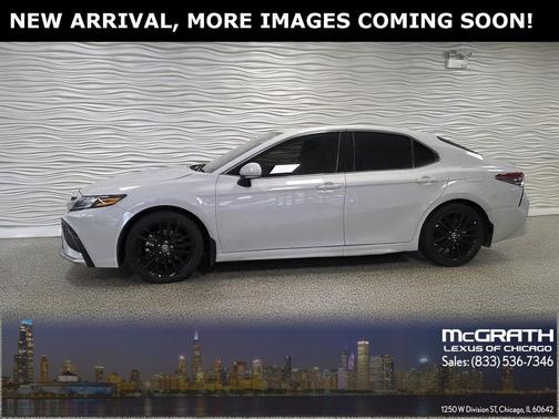 2024 Toyota Camry Hybrid SE