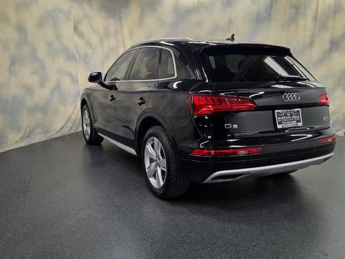 2018 Audi Q5 2.0T Tech Premium