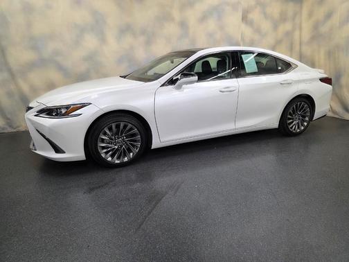 2024 Lexus ES 350 Luxury