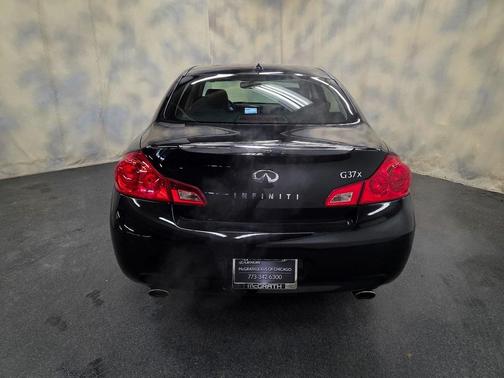 2009 INFINITI G37x Base