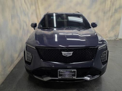 2024 Cadillac XT4 Sport
