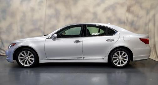 Photo 4 of 16 of 2012 Lexus LS 460 Base