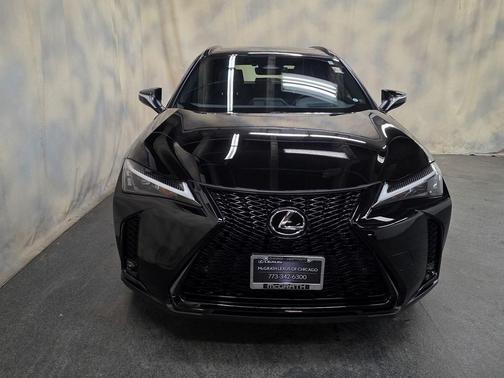 2025 Lexus UX 300h F SPORT Design