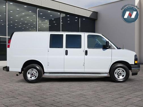Summit White 2024 GMC Savana 2500 Work Van