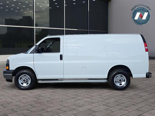 2024 GMC Savana 2500 Work Van