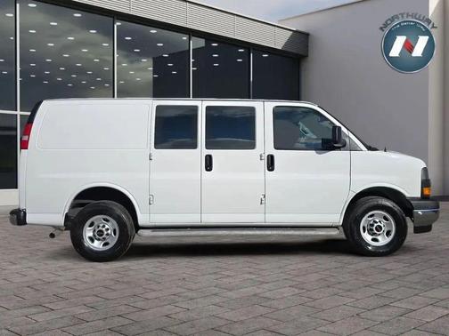 2024 GMC Savana 2500 Work Van
