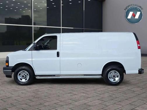 2024 GMC Savana 2500 Work Van