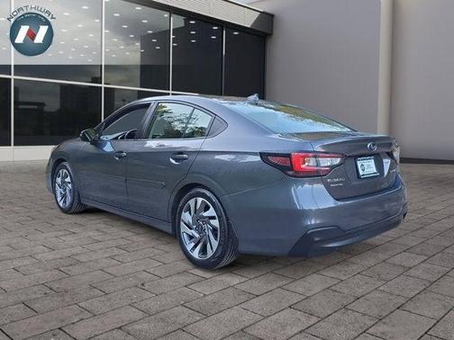 2023 Subaru Legacy 