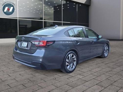 2023 Subaru Legacy 
