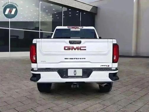 2022 GMC Sierra 3500 AT4