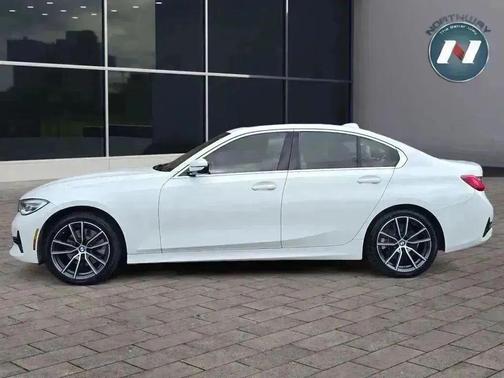 2021 BMW 330 xDrive
