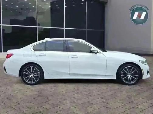 2021 BMW 330 xDrive