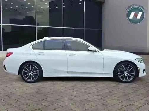 2021 BMW 330 xDrive