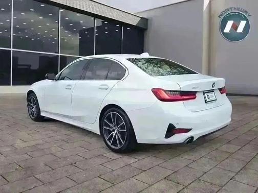 2021 BMW 330 xDrive