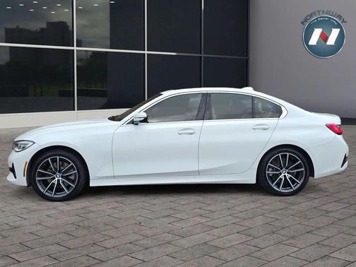 2021 BMW 330 xDrive
