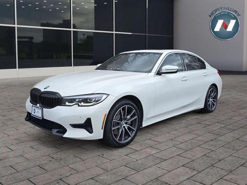 2021 BMW 330 xDrive