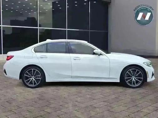 2021 BMW 330 xDrive