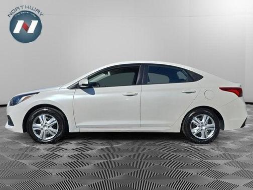 2020 Hyundai Accent SE