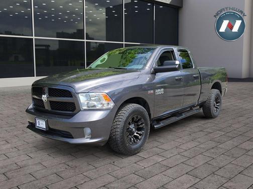 Granite Crystal Metallic Clearcoat 2018 RAM 1500 Express